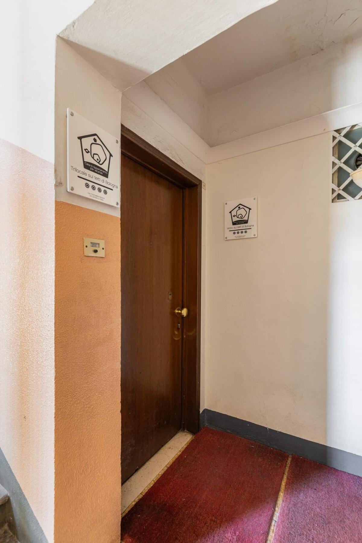 דירות Monolocale Sui Tetti Di Bologna - Via Indipendenza מראה חיצוני תמונה
