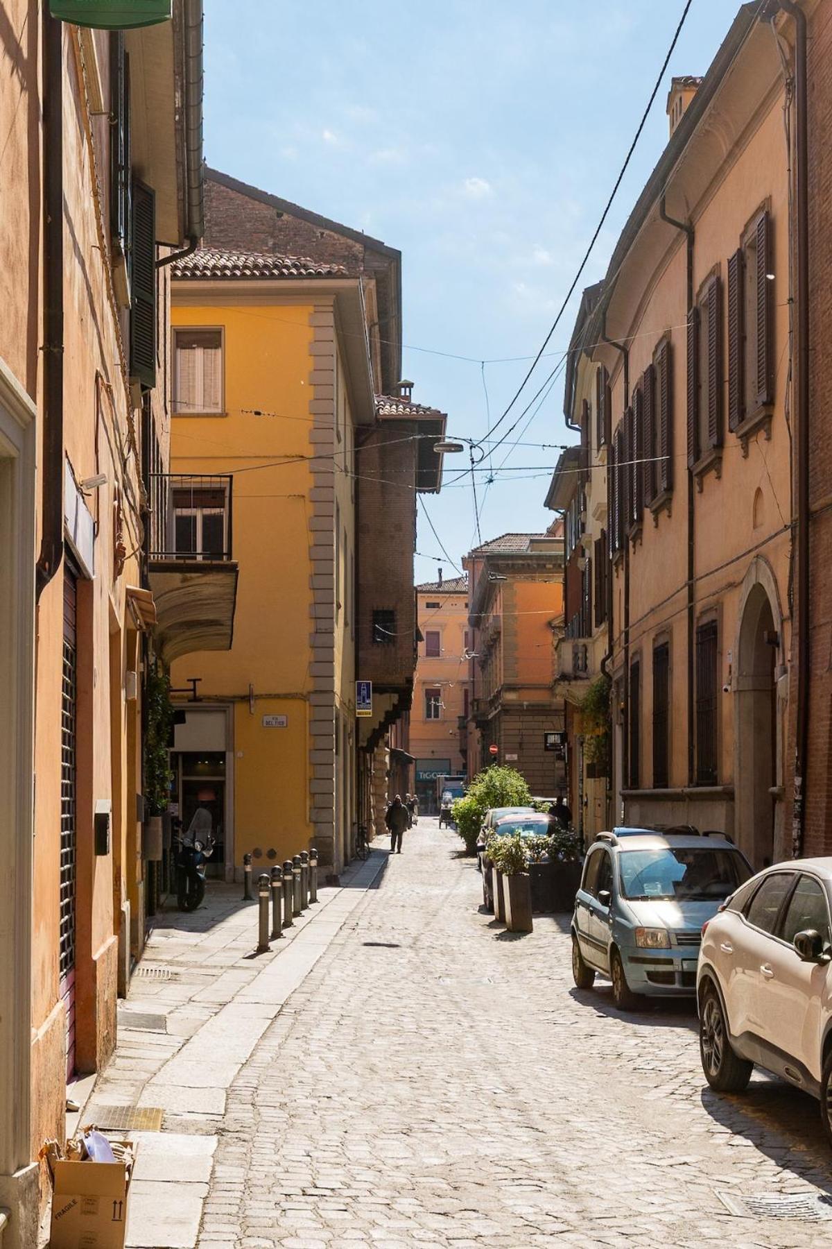 דירות Monolocale Sui Tetti Di Bologna - Via Indipendenza מראה חיצוני תמונה